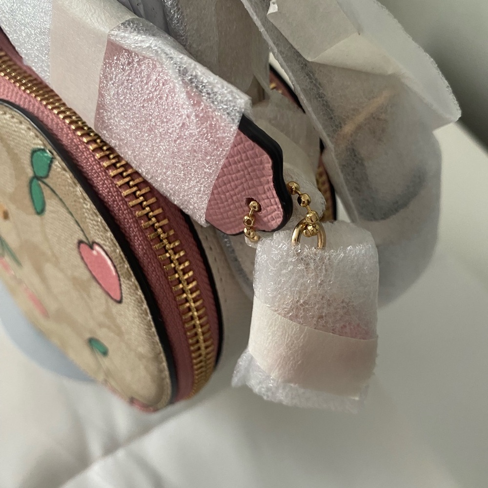 Coach Heart Shape Crossbody With Heart Cherry Print - Picture 7 of 14